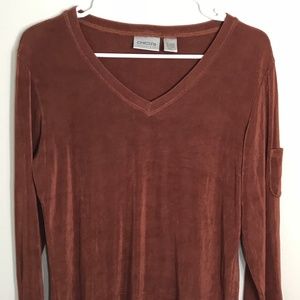 Chicos travelers 1 Long Henley Top V- Neck